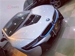 بي ام دبليو i8